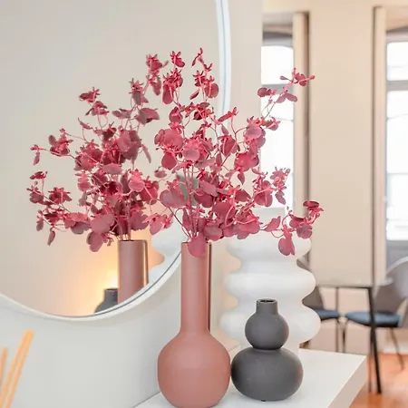 Apartment Liiiving In - Chic & Sweet